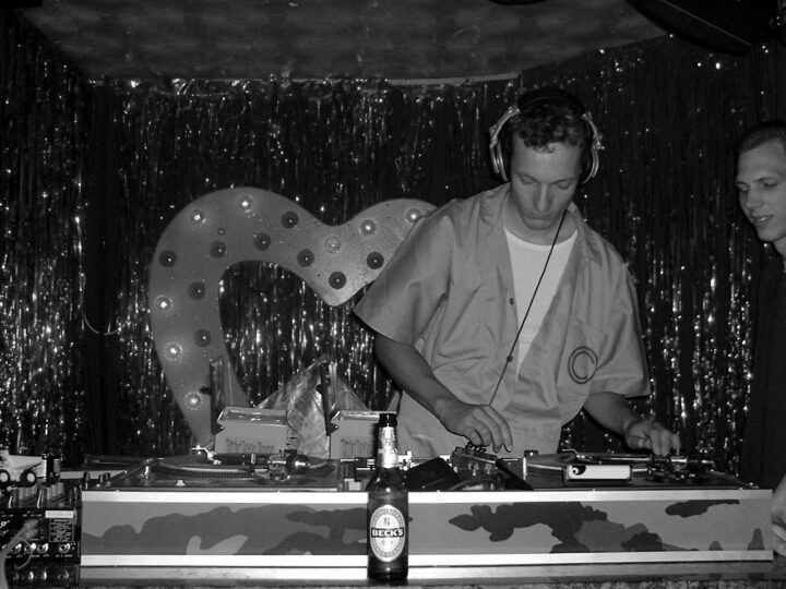 DJ bei Trust in Wax, Luna Bar