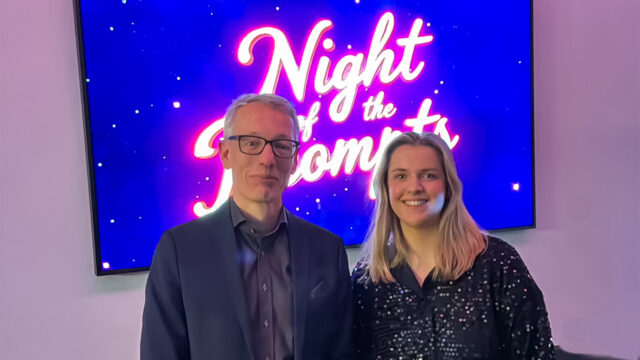 Jakob Maser und Sara Pieper moderieren die 2. Night of the Prompts bei LIVING CONCEPT