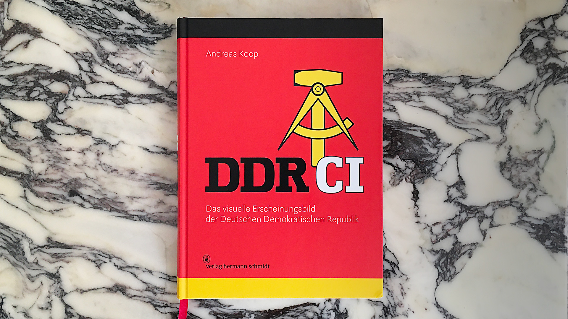 Rezension „DDR CI“